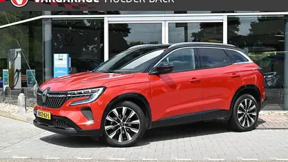 Rood Occasion 2024 Renault Austral Techno SUV | € 36.195 (Eerlijke prijs)