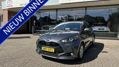 Grijs Gebruikt 2024 Toyota Yaris Hybrid Active Hatchback | € 22.900 (Eerlijke prijs)