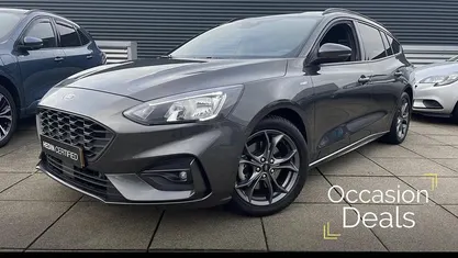 Grijs Occasion 2019 Ford Focus ST-Line Stationwagen | € 19.745 (Eerlijke prijs)
