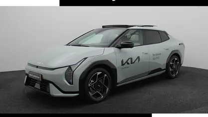 Occasion 2025 Kia EV4 GT Hatchback | € 48.440 (Eerlijke prijs)