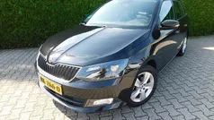 Zwart Gebruikt 2017 Skoda Fabia Ambition Stationwagen | € 9.855 (Eerlijke prijs)