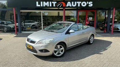 Grijs Gebruikt 2009 Ford Focus Cabriolet Trend Cabriolet | € 3.499 (Eerlijke prijs)