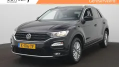 Zwart Gebruikt 2021 VW T-Roc Business SUV | € 20.900 (Eerlijke prijs)