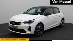 Wit Gebruikt 2023 Opel Corsa-e Hatchback | € 18.940 (Eerlijke prijs)