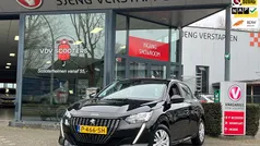 Zwart Gebruikt 2022 Peugeot 208 Active Hatchback | € 14.895 (Eerlijke prijs)