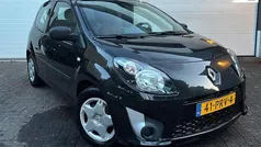 Zwart Gebruikt 2011 Renault Twingo Authentique Hatchback | € 2.950 (Goede deal)