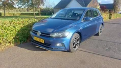 Blauw (metallic) Gebruikt 2017 VW Polo Comfortline Hatchback | € 6.350 (Eerlijke prijs)