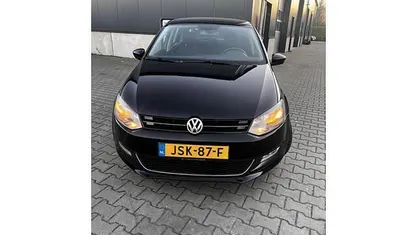 Gebruikt 2014 VW Polo Life Hatchback | € 6.950 (Goede deal)
