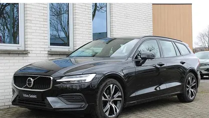 Occasion Volvo V60 163 PK (119 kW) 2024 Zwart, metallic lak Stationwagen