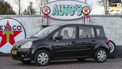 Zwart Gebruikt 2009 Renault Grand Modus Dynamique MPV | € 4.950 (Eerlijke prijs)