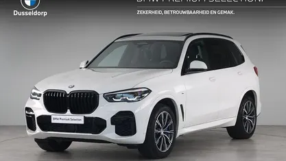 Wit Occasion 2023 BMW X5 Executive SUV | € 74.950 (Super prijs)