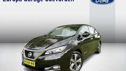 Zwart Occasion 2020 Nissan Leaf Tekna Hatchback | € 12.745 (Eerlijke prijs)