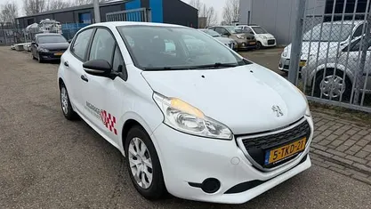 Occasion Peugeot 208 Access 68 PK (50 kW) 2014 Hatchback