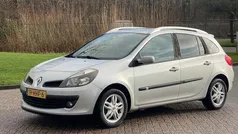 Grijs Gebruikt 2008 Renault Clio GrandTour Dynamique Stationwagen | € 1.499 (Eerlijke prijs)