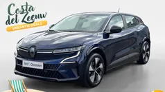 Bleu nocturne rre Gebruikt 2023 Renault Mégane Evolution Hatchback | € 30.735 (Eerlijke prijs)