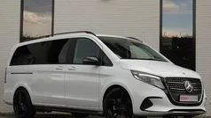 Gebruikt 2024 Mercedes V220 Night MPV | € 71.950 (Eerlijke prijs)