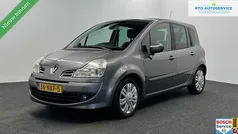 Grijs Gebruikt 2011 Renault Modus Dynamique MPV | € 4.000 (Eerlijke prijs)