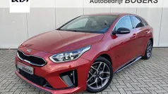 Rood Gebruikt 2020 Kia ProCeed GT-Line Hatchback | € 25.340 (Eerlijke prijs)