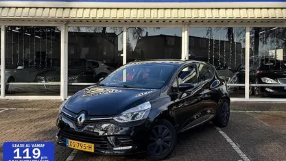 Zwart Occasion 2019 Renault Clio IV Zen Hatchback | € 7.249 (Eerlijke prijs)