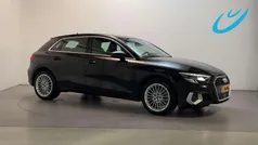 Zwart Gebruikt 2021 Audi A3 Sportback e-tron Business Sedan | € 21.900 (Eerlijke prijs)