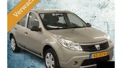 Grijs Gebruikt 2009 Dacia Sandero Ambiance Hatchback | € 2.450 (Eerlijke prijs)