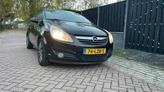 Zwart Gebruikt 2010 Opel Corsa Edition Hatchback | € 2.450 (Eerlijke prijs)