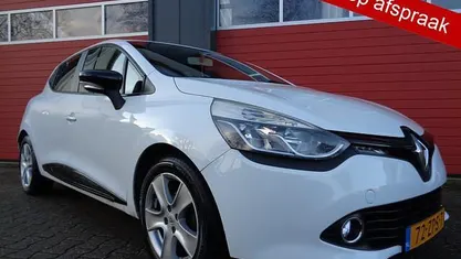 Occasion 2013 Renault Clio IV Expression Hatchback | € 4.950 (Eerlijke prijs)