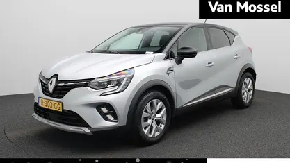 Grijs Gebruikt 2022 Renault Captur Intens SUV | € 17.400 (Eerlijke prijs)