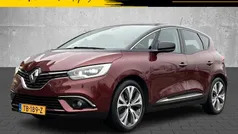 Karmijnrood met dak in sterzwa Gebruikt 2018 Renault Scénic IV Intens MPV | € 20.950 (Eerlijke prijs)