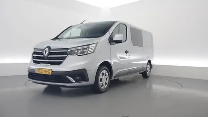 Grijs Occasion 2022 Renault Trafic MPV | € 23.950 (Eerlijke prijs)