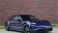 Blauw Gebruikt 2023 Porsche Taycan Performance Package Sedan | € 62.950 (Super prijs)