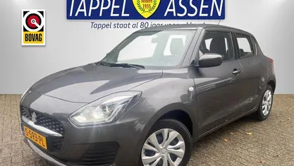 Grijs Gebruikt 2023 Suzuki Swift Comfort Hatchback | € 15.950 (Goede deal)