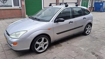 Occasion Ford Focus Ghia 101 PK (74 kW) 1999