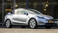 Grijs Gebruikt 2023 Tesla Model Y Long Range SUV | € 39.950 (Eerlijke prijs)