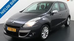 Gebruikt 2011 Renault Scénic III MPV | € 3.499 (Eerlijke prijs)