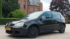 Zwart Gebruikt 2004 VW Golf IV Comfortline Hatchback | € 1.599 (Eerlijke prijs)