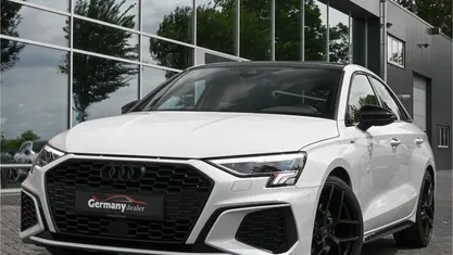 Gebruikt 2021 Audi A3 S-Line Sedan | € 29.949 (Eerlijke prijs)