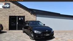 Zwart Gebruikt 2014 BMW 330 Executive Stationwagen | € 10.900 (Super prijs)
