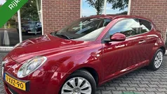 Rood Gebruikt 2014 Alfa Romeo MiTo Hatchback | € 4.899 (Goede deal)
