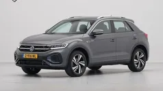 Gebruikt 2024 VW T-Roc R-line SUV | € 33.940 (Eerlijke prijs)