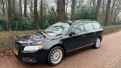 Occasion 2008 Volvo V70 Momentum Stationwagen | € 7.499 (Goede deal)