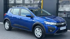 Blauw Gebruikt 2024 Dacia Sandero Expression Hatchback | € 20.900 (Eerlijke prijs)