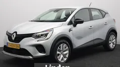 Gebruikt 2023 Renault Captur Evolution SUV | € 19.845 (Eerlijke prijs)