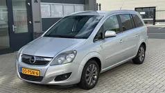 Grijs Gebruikt 2011 Opel Zafira Edition MPV | € 3.750 (Goede deal)