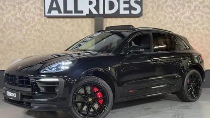 Zwart (metallic) Occasion 2022 Porsche Macan Sport SUV | € 94.950 (Eerlijke prijs)