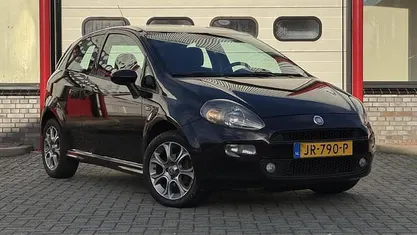 Zwart Gebruikt 2012 Fiat Punto Evo Dynamic Hatchback | € 2.850 (Goede deal)