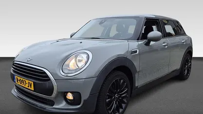 Occasion Mini One Clubman Chili 102 PK (75 kW) 2022 Grijs Stationwagen