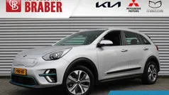 Grijs Gebruikt 2020 Kia e-Niro SUV | € 23.545 (Eerlijke prijs)