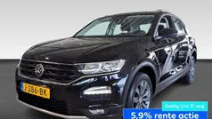 Zwart Gebruikt 2020 VW T-Roc Business SUV | € 22.875 (Eerlijke prijs)