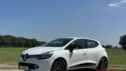 Wit Occasion 2014 Renault Clio IV Hatchback | € 6.995 (Eerlijke prijs)